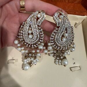 Luxurious Crystal and Pearl Chandelier Earrings